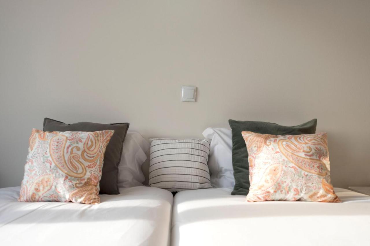 Lovelystay - 1Br Flat With Stunning Views Over Porto Vila Nova de Gaia Exterior foto